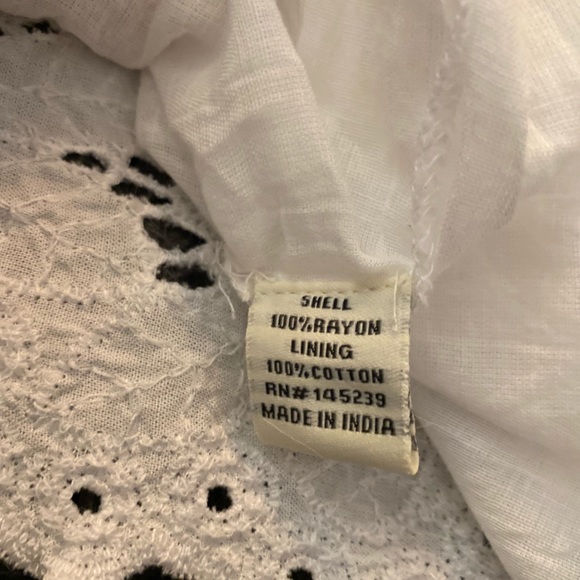 Sim & Sam White Lacey skirt S (cotton lining) - Picture 6 of 8